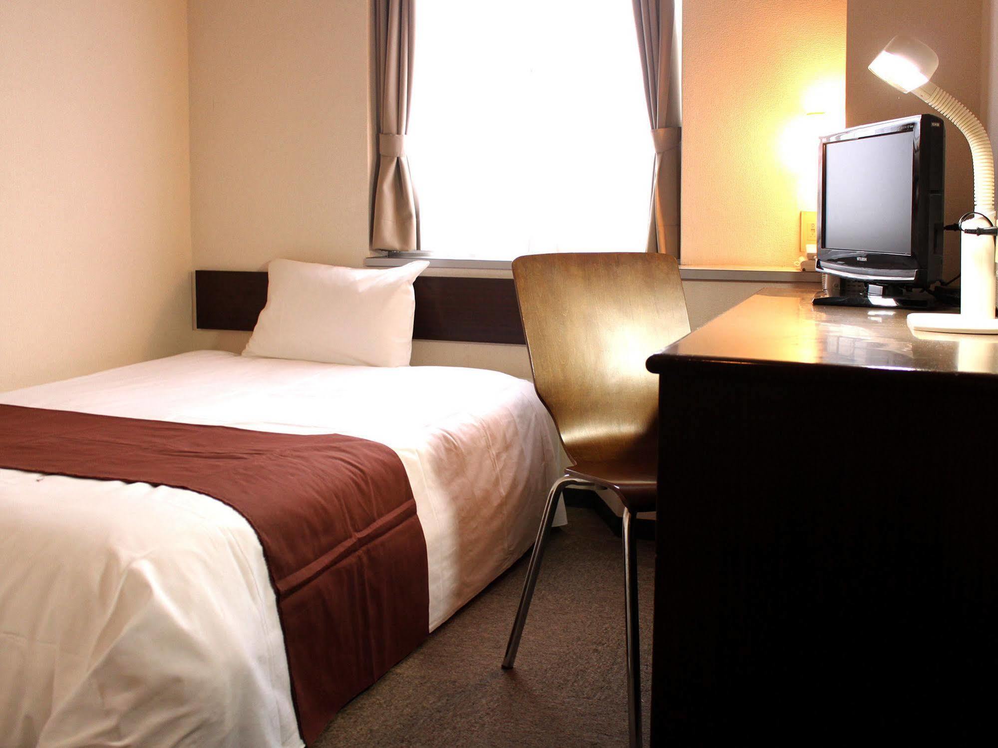 Hotel Livemax Budget Iyo Mishima Shikokuchuo Exterior foto